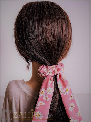  Моден скрънчи ластик за коса розов с бели маргаритки и пандела към него  - L1142